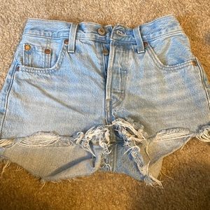 womens levi jean shorts